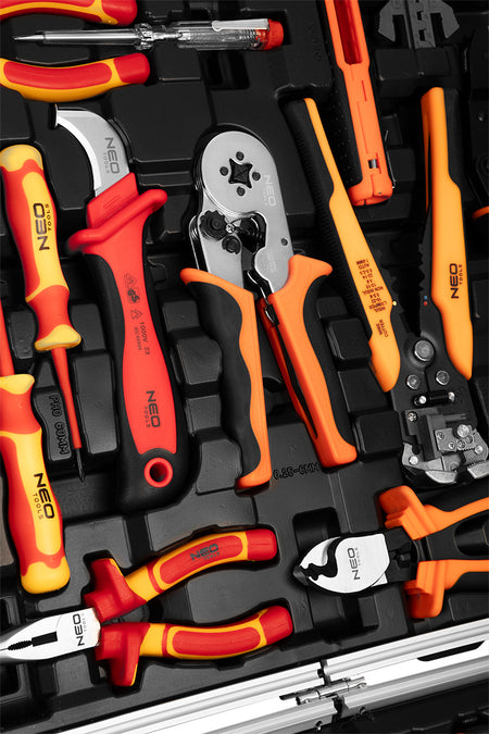 Elektrikársky kufrík 25 el. od NEO TOOLS nájdeš na naravis.sk
