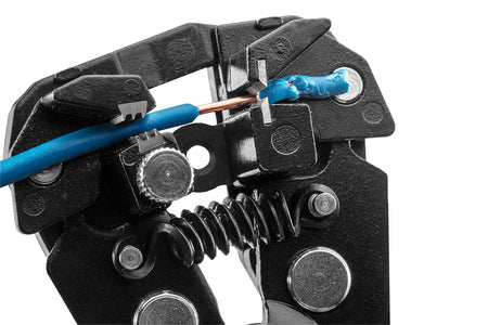 Kliešte na konektory a odizolovanie 160 mm od NEO TOOLS nájdeš na naravis.sk