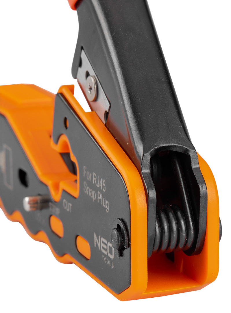 Krimpovacie kliešte pre priechodné konektory RJ45 od NEO TOOLS nájdeš na naravis.sk