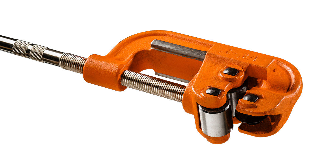 Kliešte na rezanie oceľových rúr 1/8" - 2 " od NEO TOOLS nájdeš na naravis.sk