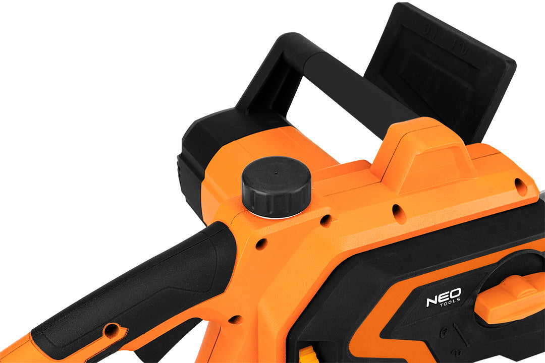 Reťazová píla 1800 W, lišta 405 mm od NEO TOOLS nájdeš na naravis.sk