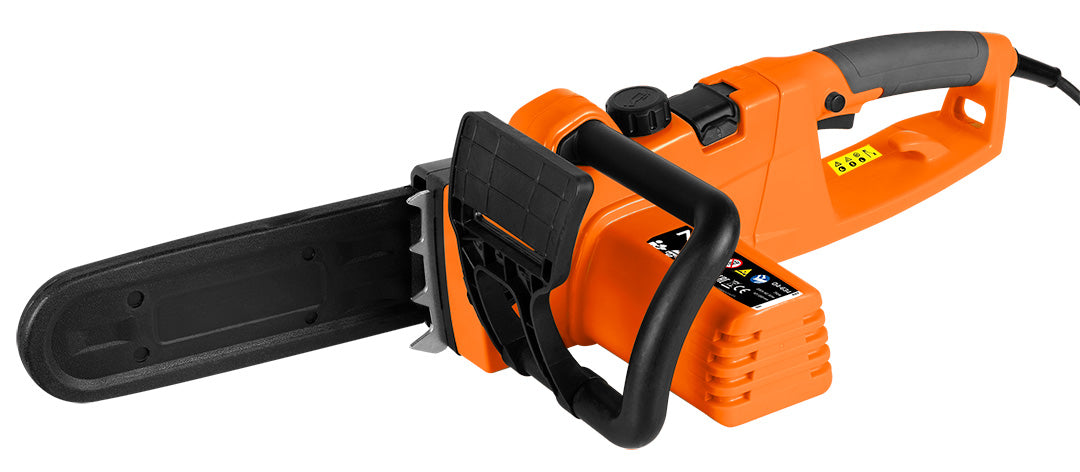 Záhradné náradie 2 v 1 s predlžovacím ramenom: reťazová píla 750 W 250 mm + nožnice na živý plot 550 W 460 mm od NEO TOOLS nájdeš na naravis.sk