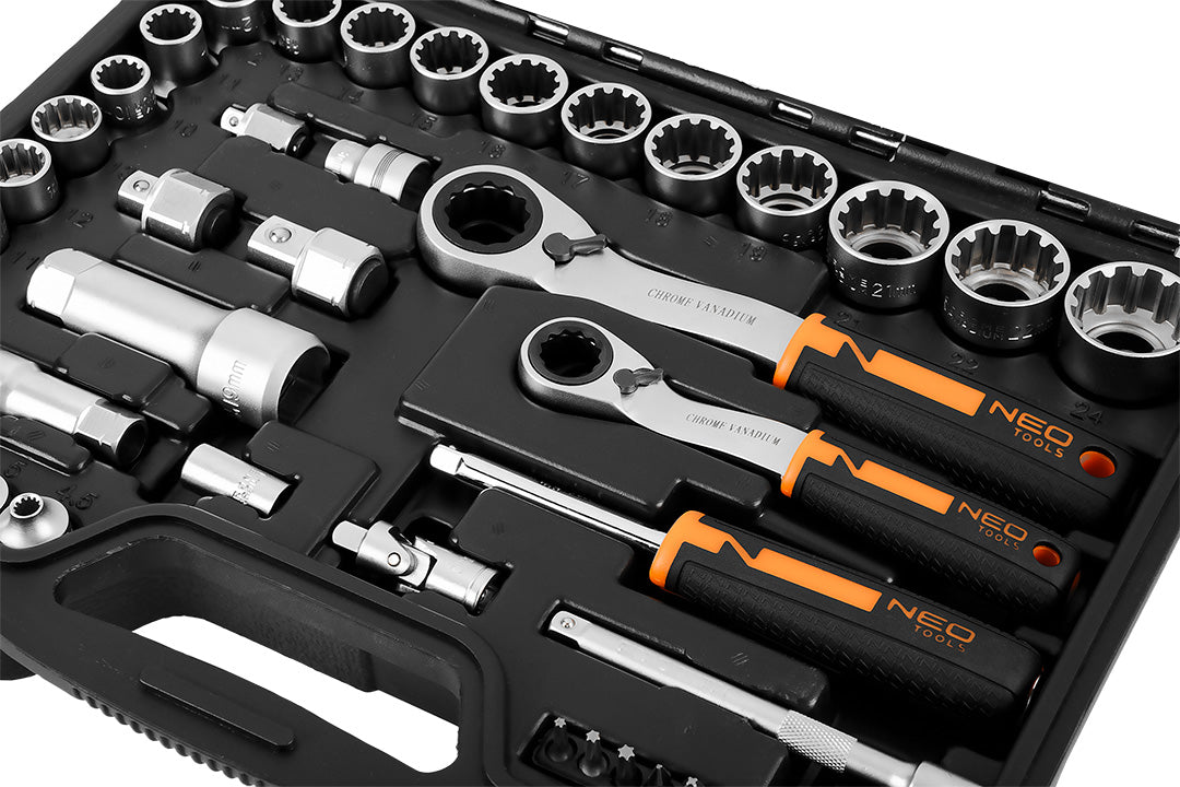 Sada priechodných nástrčných hlavíc 1/4", 3/8", 46 kusov, CrV od NEO TOOLS nájdeš na naravis.sk