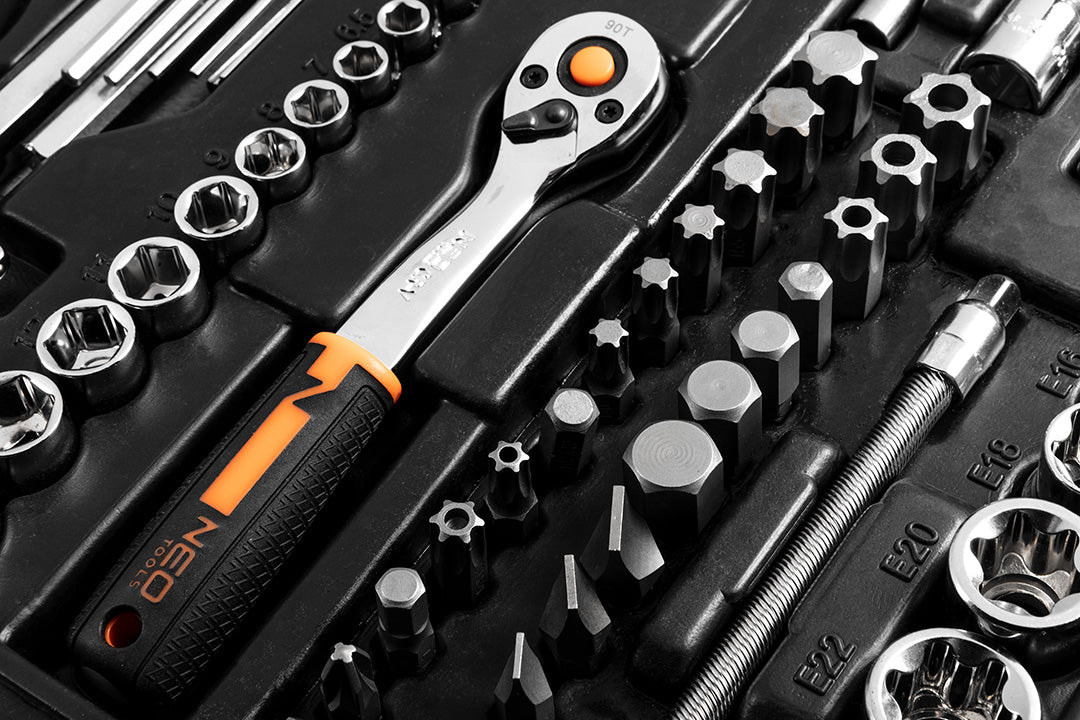 Sada nástrčných kľúčov 1/2", 3/8", 1/4", 233 kusov, CrV od NEO TOOLS nájdeš na naravis.sk