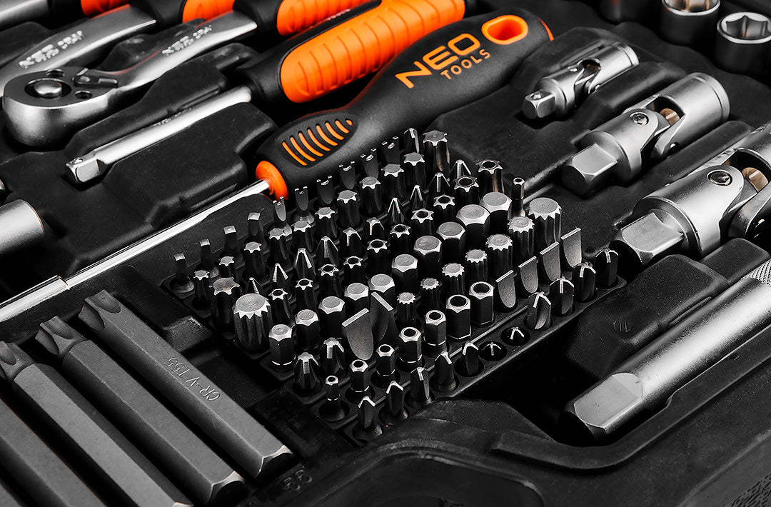 Sada nástrčných kľúčov 1/2", 3/8", 1/4", 300 ks. , saténová farba od NEO TOOLS nájdeš na naravis.sk