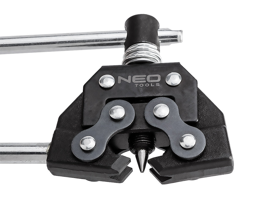 Reťazový rezač na motocykel od NEO TOOLS nájdeš na naravis.sk