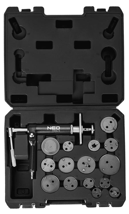 Pneumatický separátor s hrotmi od NEO TOOLS nájdeš na naravis.sk