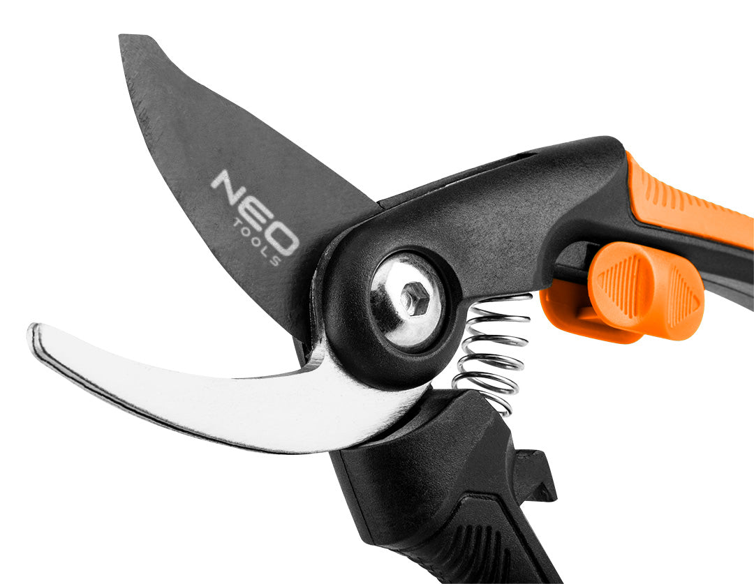 Obtokové nožnice 210 mm, rozsah do 20 mm, materiál: PP, rukoväť potiahnutá TPR gumou od NEO TOOLS nájdeš na naravis.sk