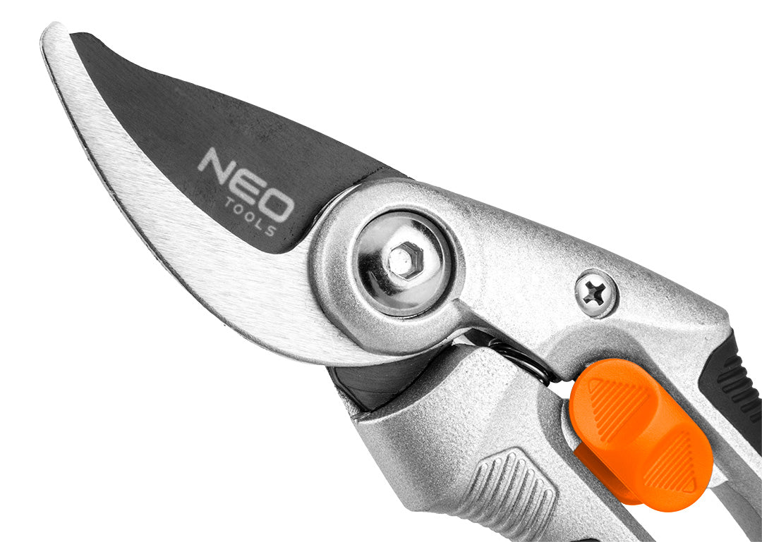 210 mm obtokové nožnice, rozsah do 20 mm, hliník, rukoväť potiahnutá TPR gumou od NEO TOOLS nájdeš na naravis.sk