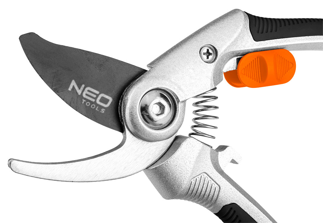 210 mm obtokové nožnice, rozsah do 20 mm, hliník, rukoväť potiahnutá TPR gumou od NEO TOOLS nájdeš na naravis.sk