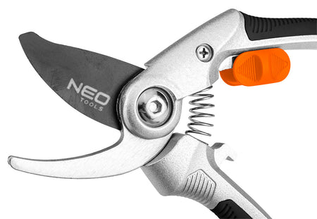 210 mm obtokové nožnice, rozsah do 20 mm, hliník, rukoväť potiahnutá TPR gumou od NEO TOOLS nájdeš na naravis.sk