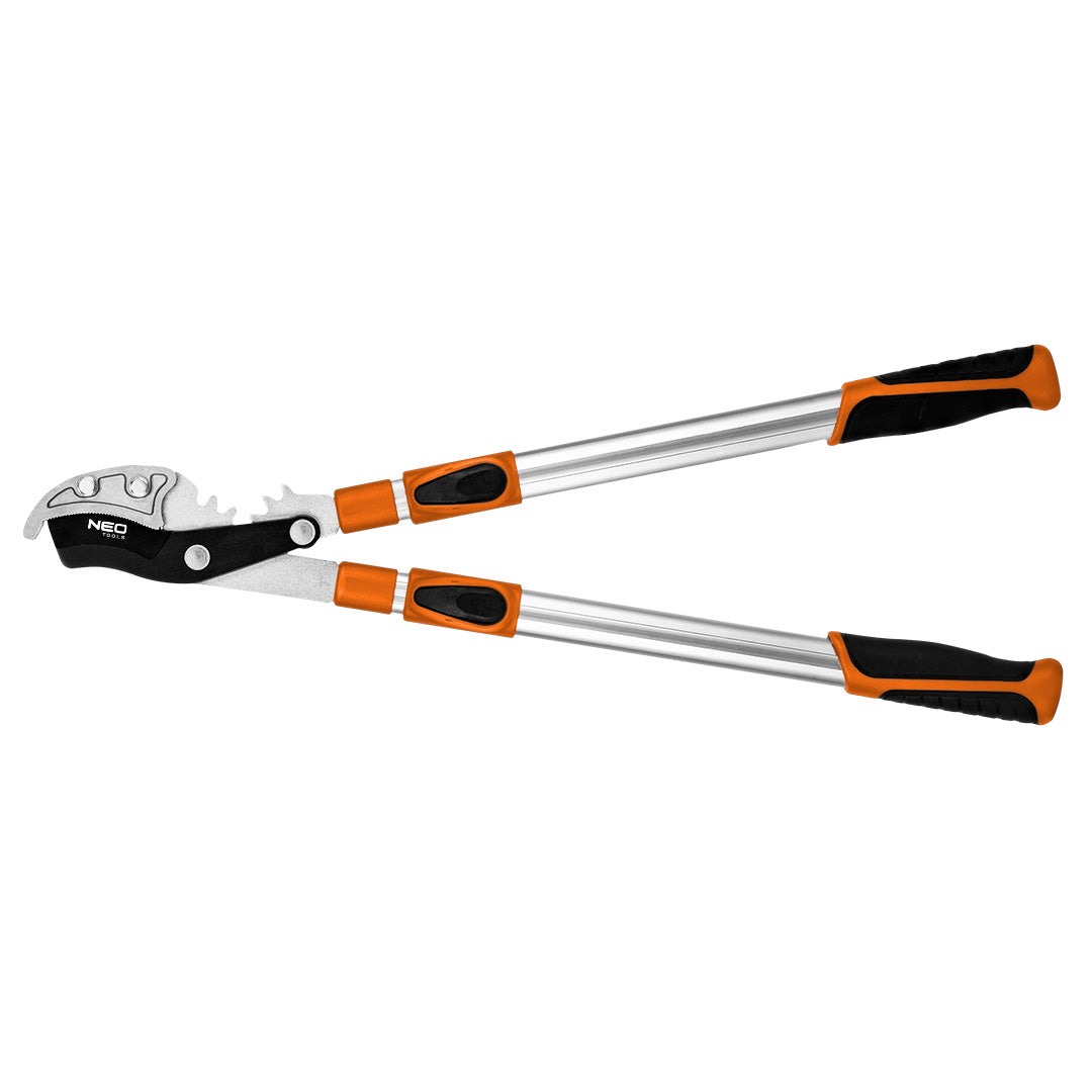Kovadlinkový orezávač konárov 670 mm, dosah do 42 mm, s prevodom, ktorý zvyšuje prítlak o 40 %, od NEO TOOLS nájdeš na naravis.sk