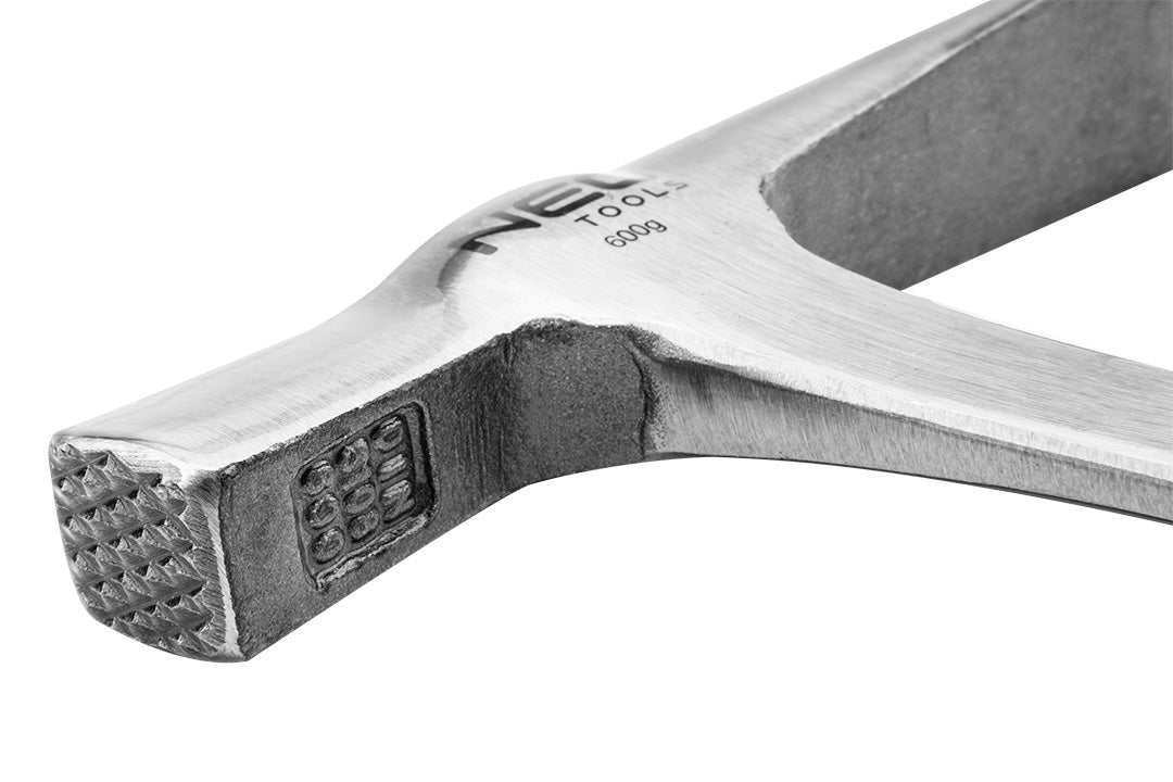 Murárske kladivo (úzke) 600 g, monolitická konštrukcia od NEO TOOLS nájdeš na naravis.sk