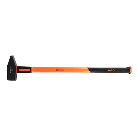 Zámočnícke kladivo 4 kg, sklolaminátová rukoväť od NEO TOOLS nájdeš na naravis.sk