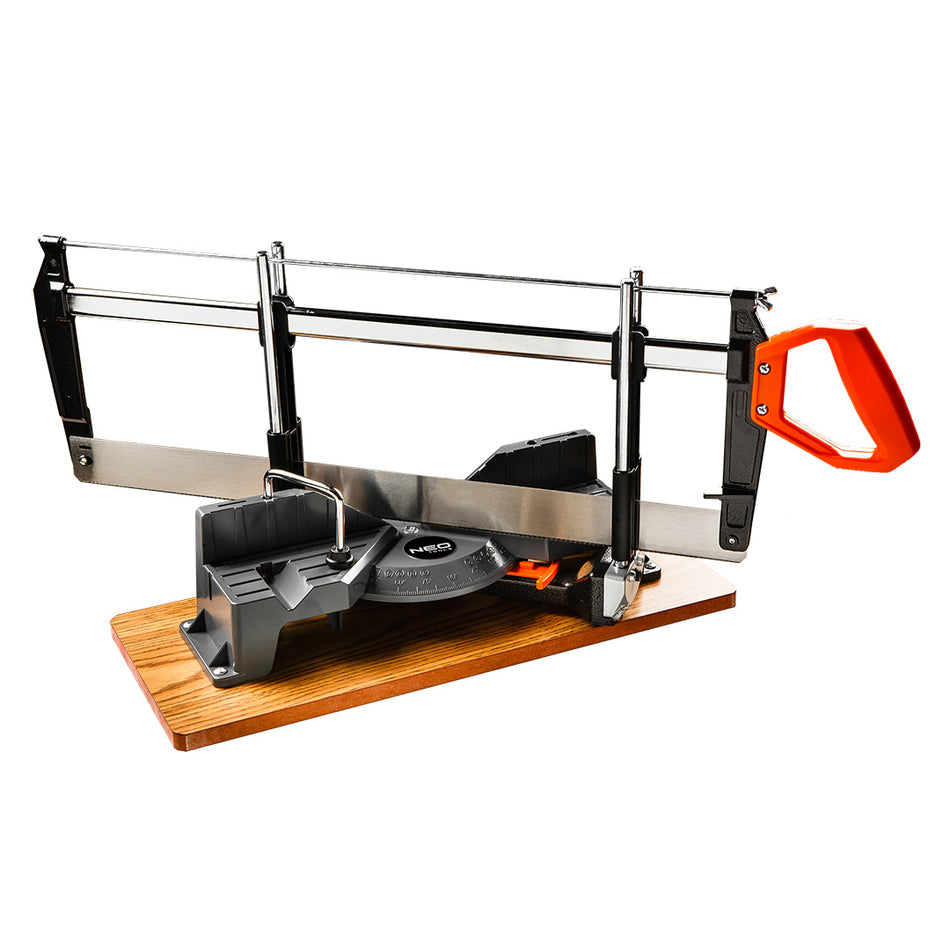 Úkosová pilka, 600 mm od NEO TOOLS nájdeš na naravis.sk