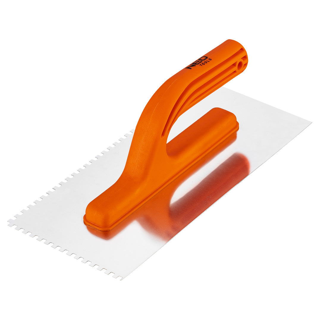 Hladidlo so zubami, 270 x 125 mm, zub 4 x 4 x 4 mm, plastová rukoväť od NEO TOOLS nájdeš na naravis.sk