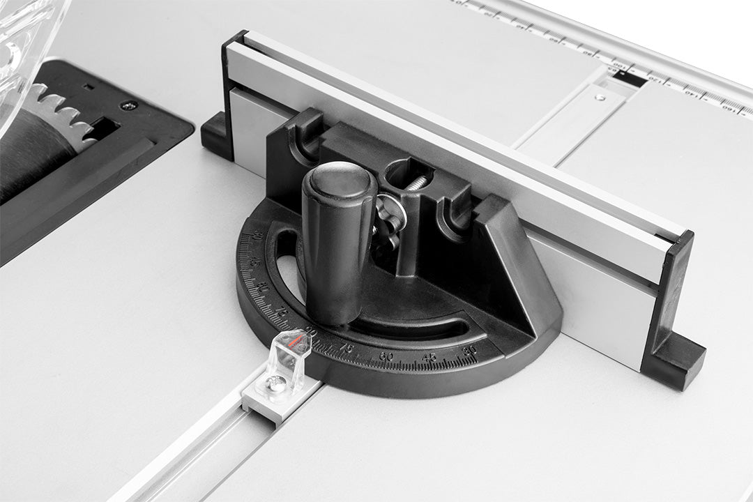 Stolná píla 1600W , kotúč 254/30 mm od GRAPHITE nájdeš na naravis.sk