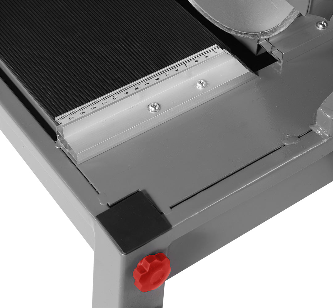 Rezací stroj na dlaždice 1500 W, 250x25, rozsah rezania 1200 mm od GRAPHITE nájdeš na naravis.sk