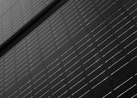 Prenosný solárny panel 120W, solárna nabíjačka od NEO TOOLS nájdeš na naravis.sk