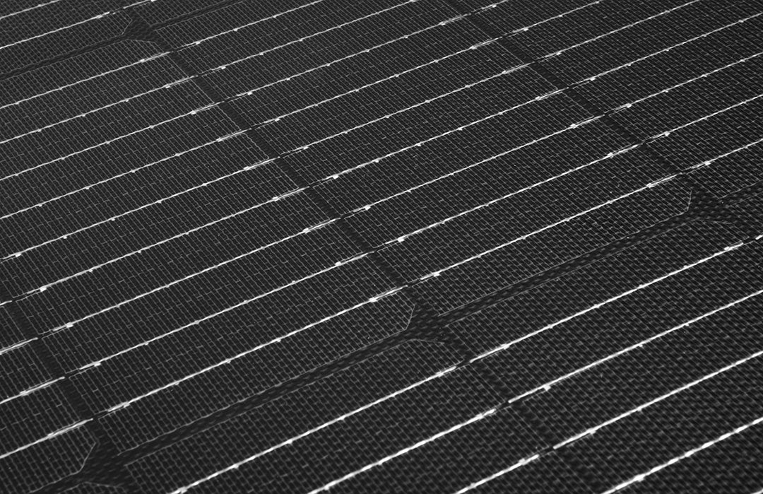 Prenosný solárny panel 100W, solárna nabíjačka od NEO TOOLS nájdeš na naravis.sk