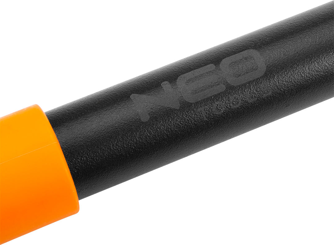 Dlhá rukoväť 130 cm. Systém NEO Click od NEO TOOLS nájdeš na naravis.sk