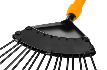Kovové hrable s ventilátorom. Systém NEO Click od NEO TOOLS nájdeš na naravis.sk