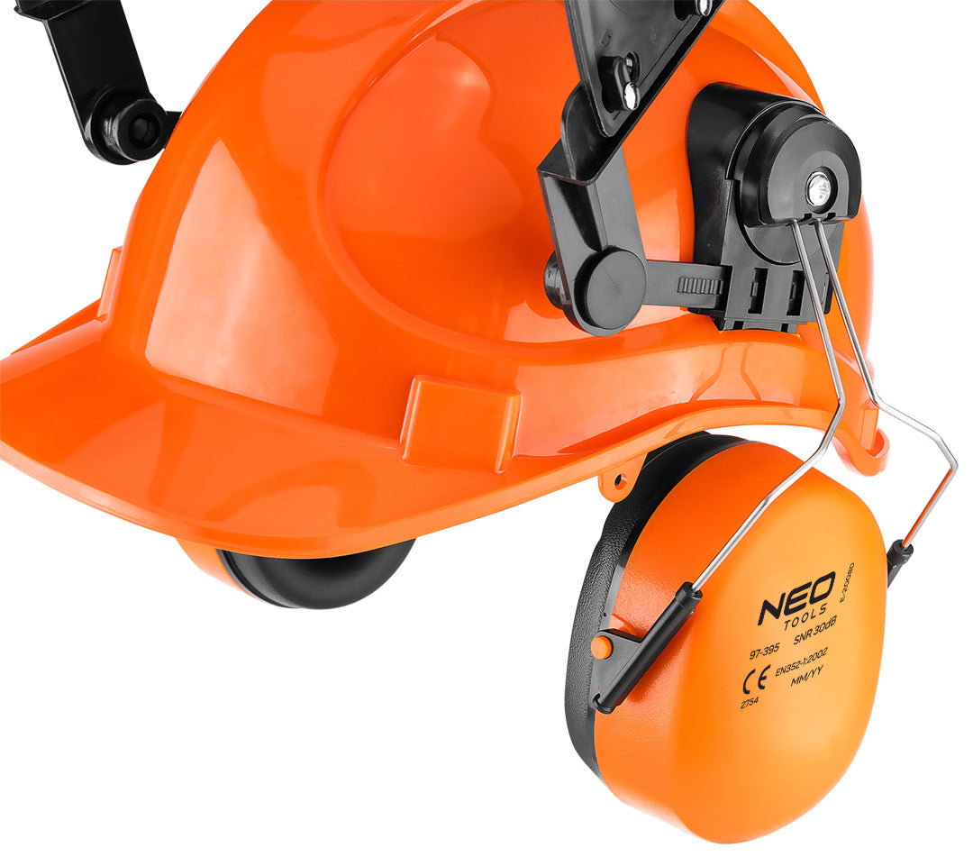 Ochranná prilba pre píly 3 v 1 od NEO TOOLS nájdeš na naravis.sk