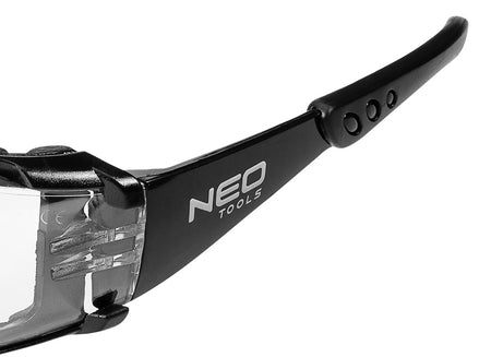 Ochranné okuliare s penovou vložkou, biele šošovky, trieda odolnosti FT od NEO TOOLS nájdeš na naravis.sk