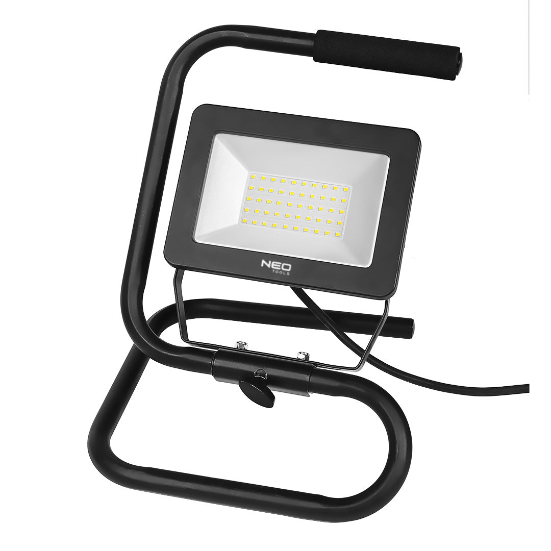 Reflektor 50W SMD LED 4250 lm 230VPrenosný od NEO TOOLS nájdeš na naravis.sk