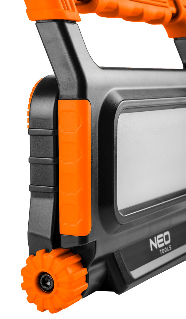 Batériová lampa 3000 lm SMD LED od NEO TOOLS nájdeš na naravis.sk