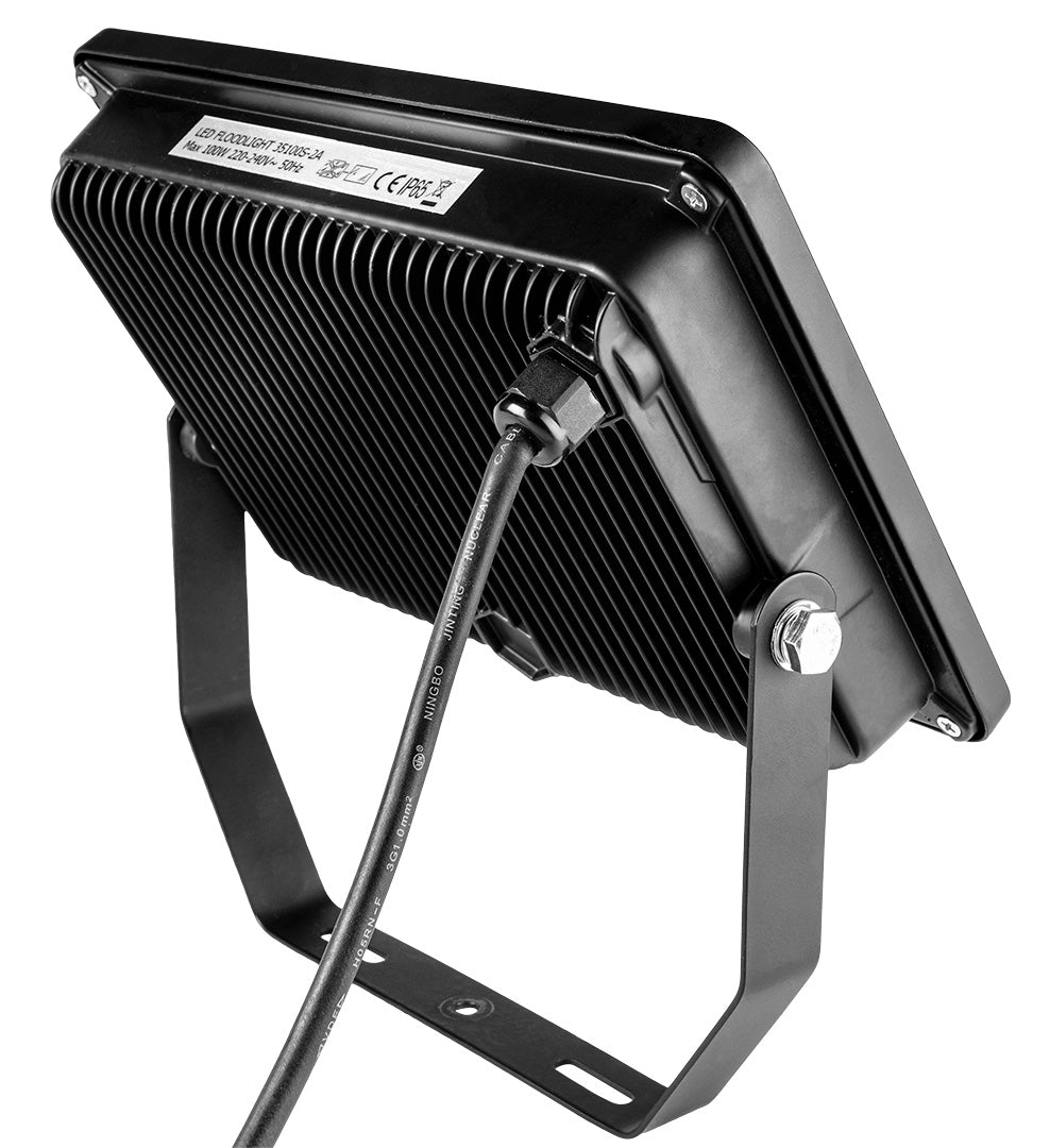 Reflektor jednoduchý 100W SMD LED 8500lm na stojane 1.8m od NEO TOOLS nájdeš na naravis.sk