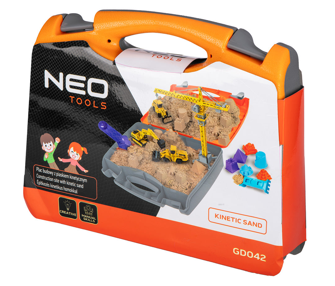 Stavenisko s kinetickým pieskom, hračky v kufríku od NEO TOOLS nájdeš na naravis.sk